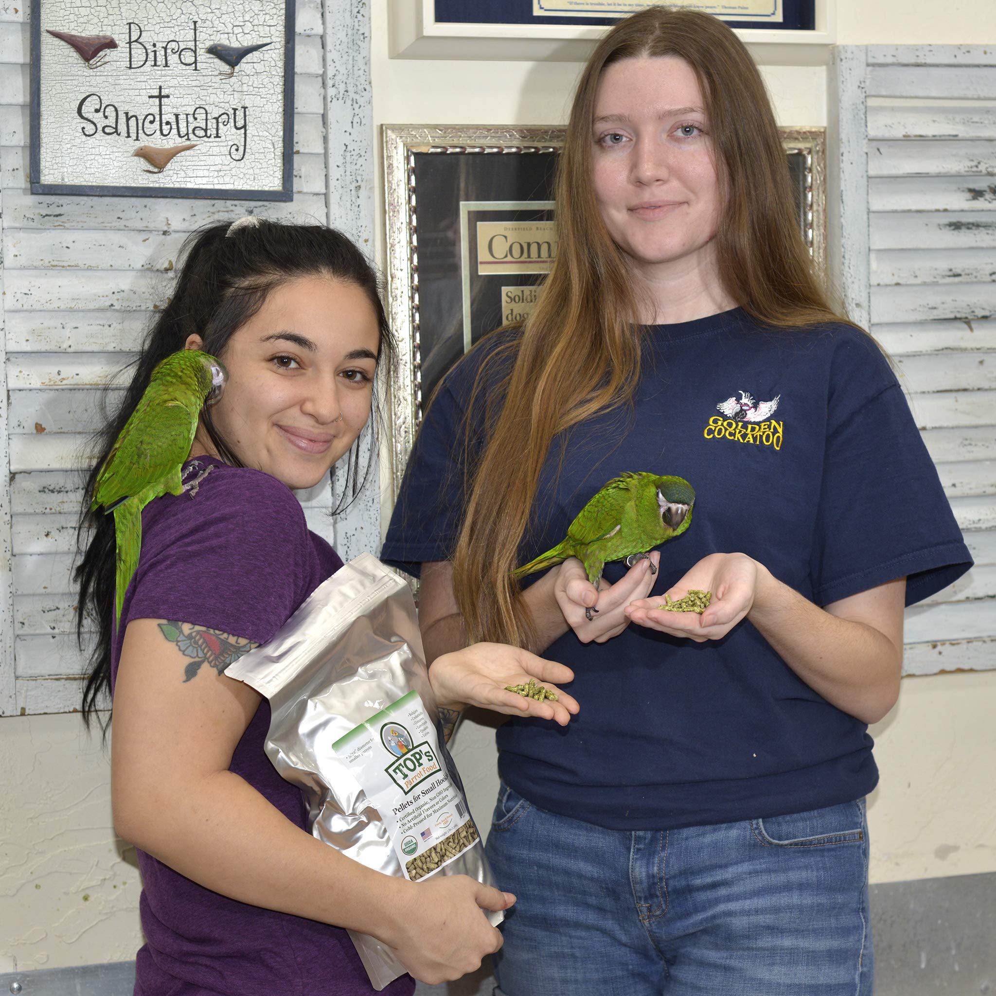 TOP's Parrot Food emballage à fermeture zip, conservation facilitée.