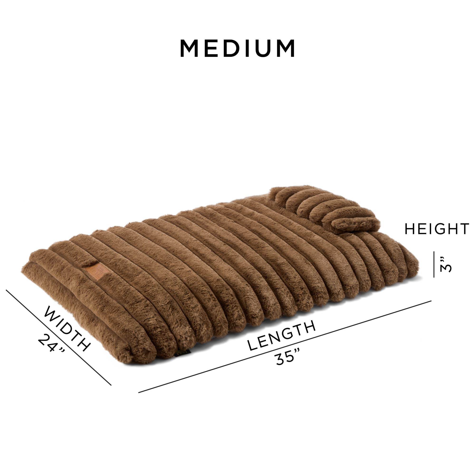 Town & Country Luxe CuddleTown — dessus en fausse fourrure ultra douce pour un repos cocooning.