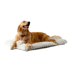 Town & Country Luxe CuddleTown montre la housse amovible lavable pour entretien facile.