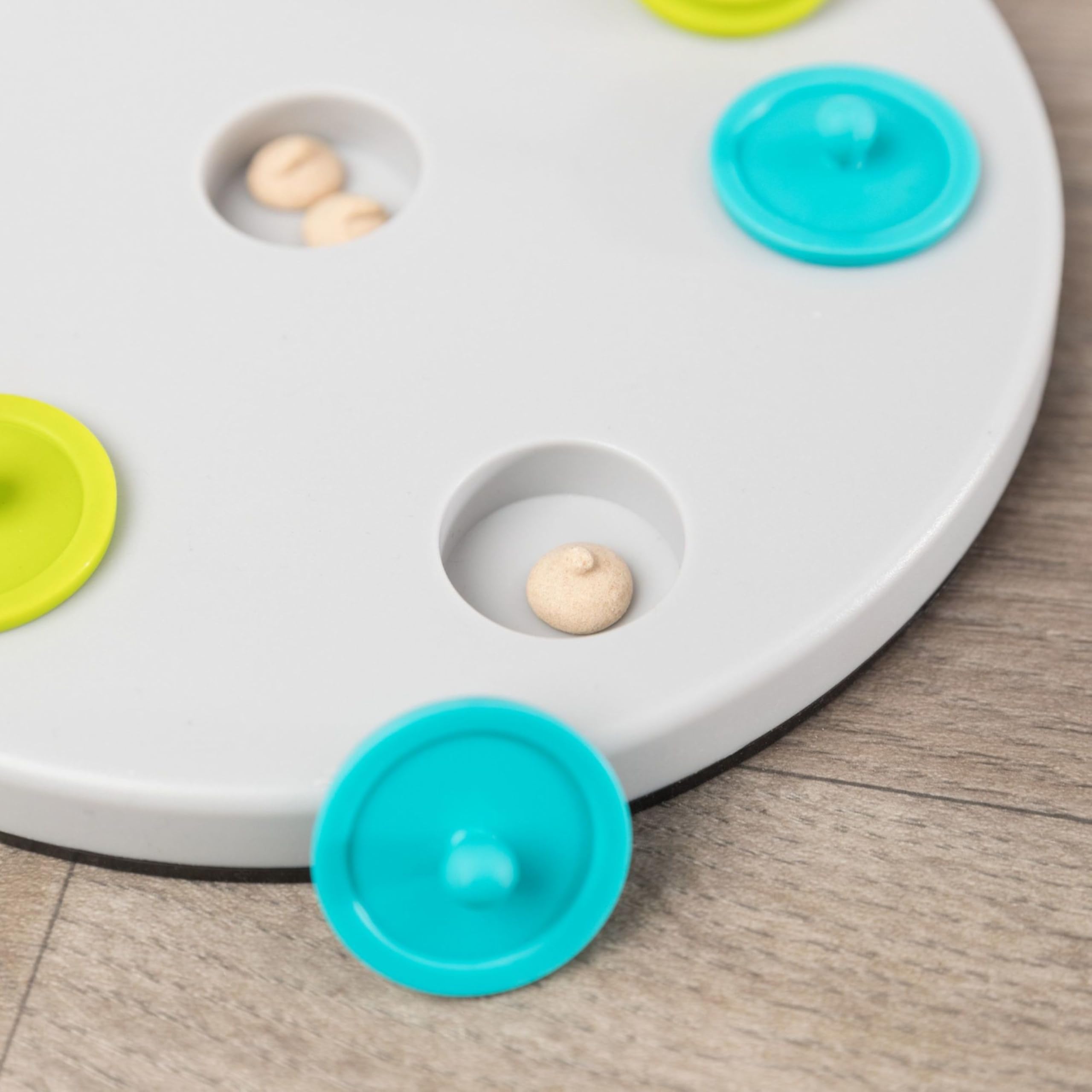 Enrichissement et jeu pour lapins et petits animaux avec Trixie.