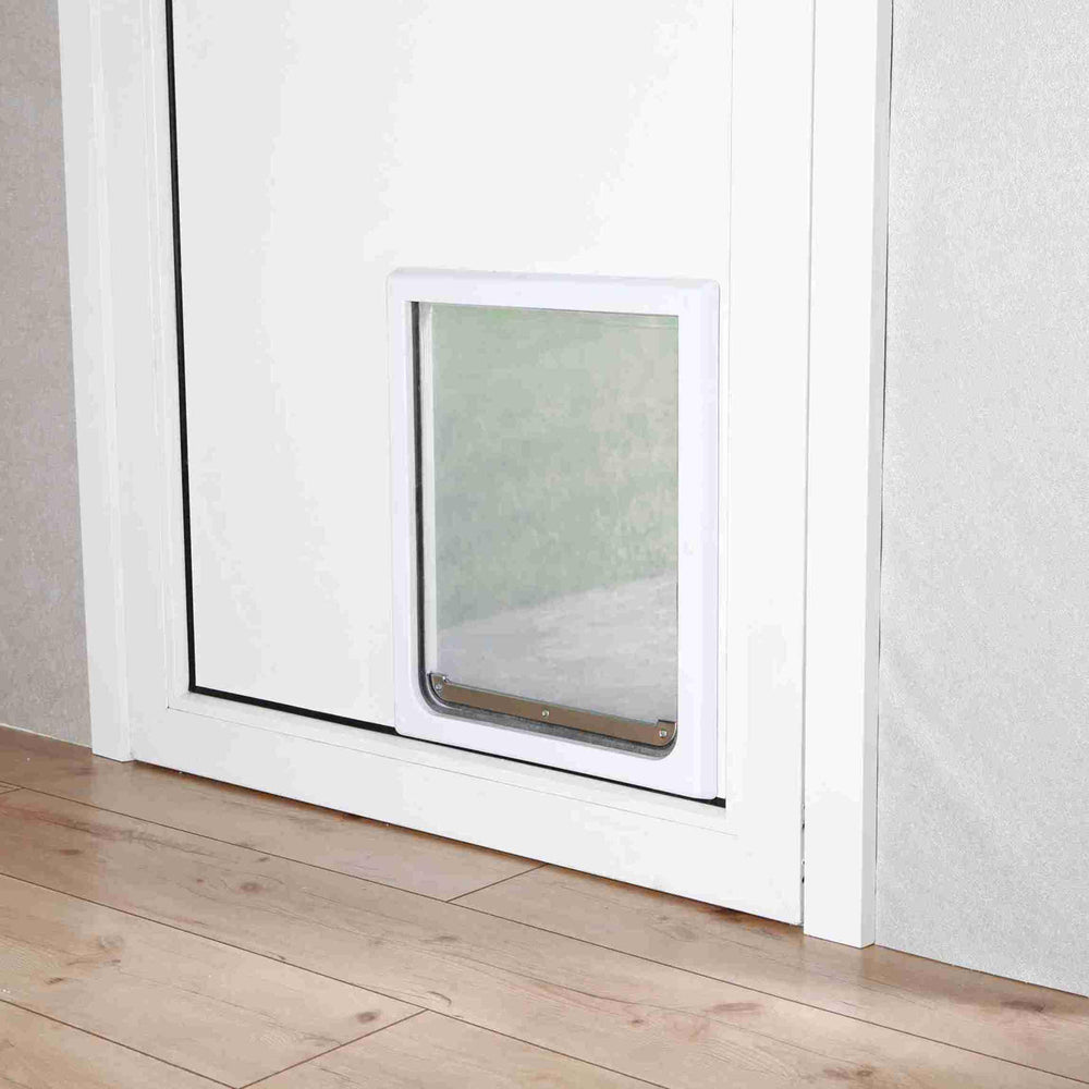 Cadre TRIXIE en plastique blanc pour porte chien durable et silencieux.