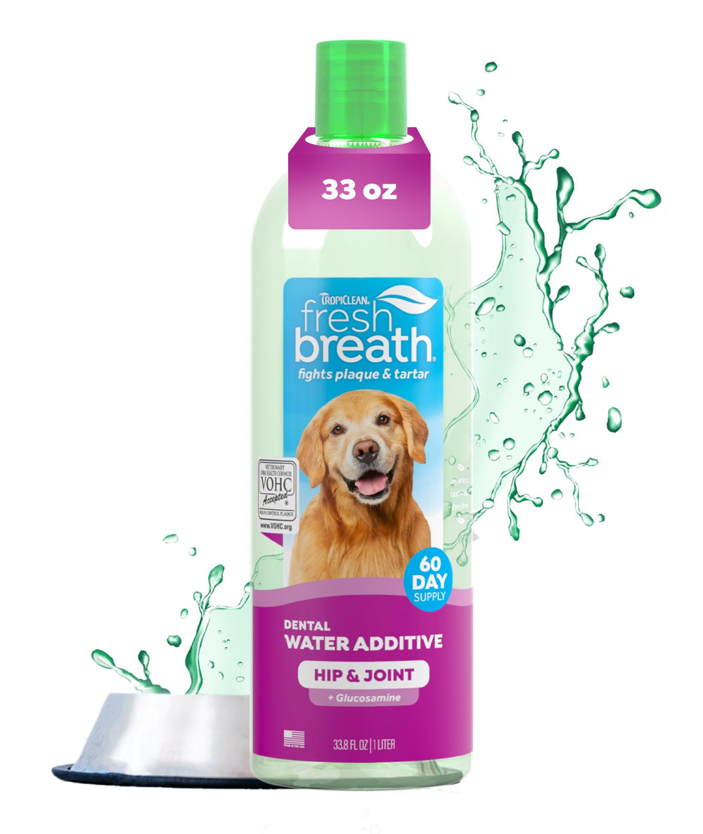 Bouteille TropiClean additif eau dent chien, haleine plus fraîche.