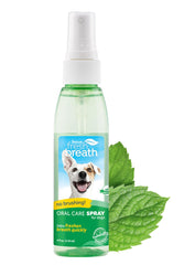 TropiClean: bouteille-spray haleine, rafraîchit l’haleine des chiens et chats.