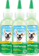 TropiClean Gel dentaire sans brossage pour chien améliore l'hygiène buccale.