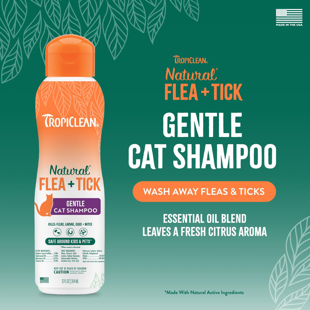 Ingrédients naturels romarin et cèdre pour le pelage du chat.