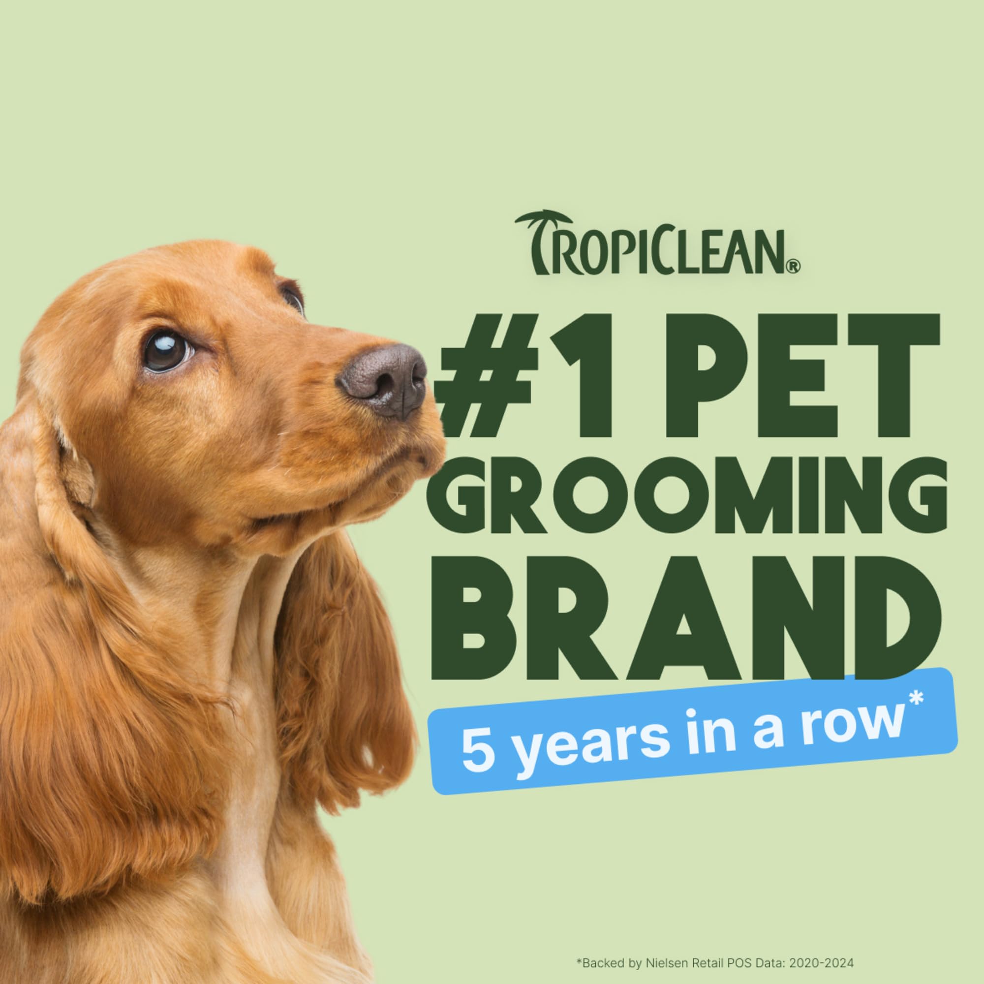 Lingettes TropiClean avec ingrédients naturels hydratants pour pelage doux.