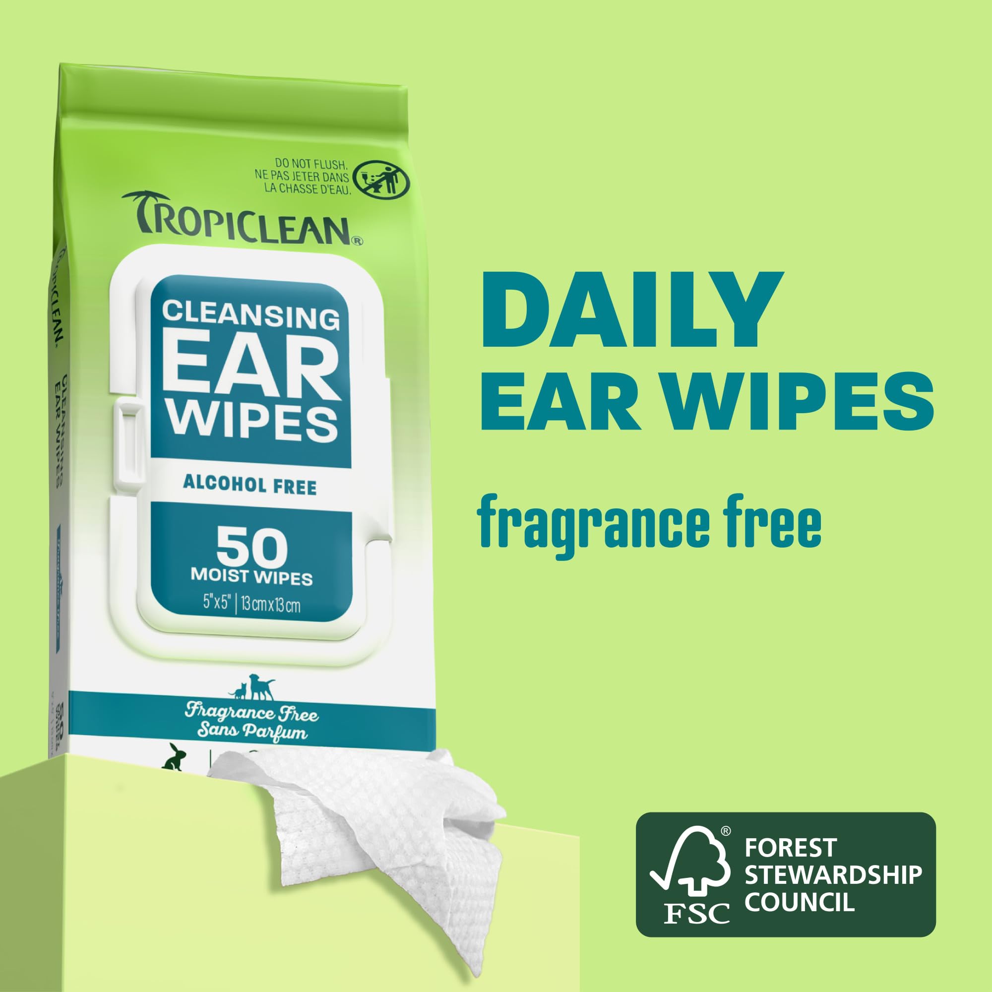 TropiClean Lingettes oreilles chien gros plan sur la texture douce