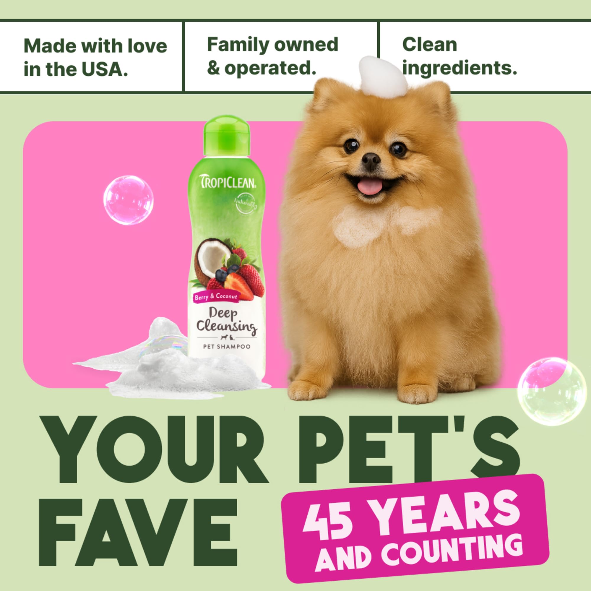 Lavage efficace et rinçage agréable avec le Shampoing Déodorisant TropiClean pour Chats.