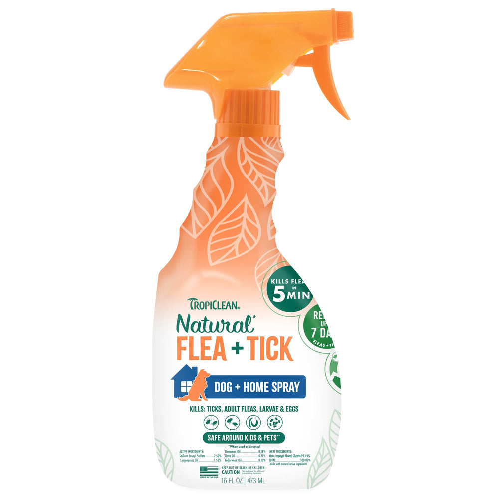 TropiClean spray chien anti-puces pour un pelage sain et propre.