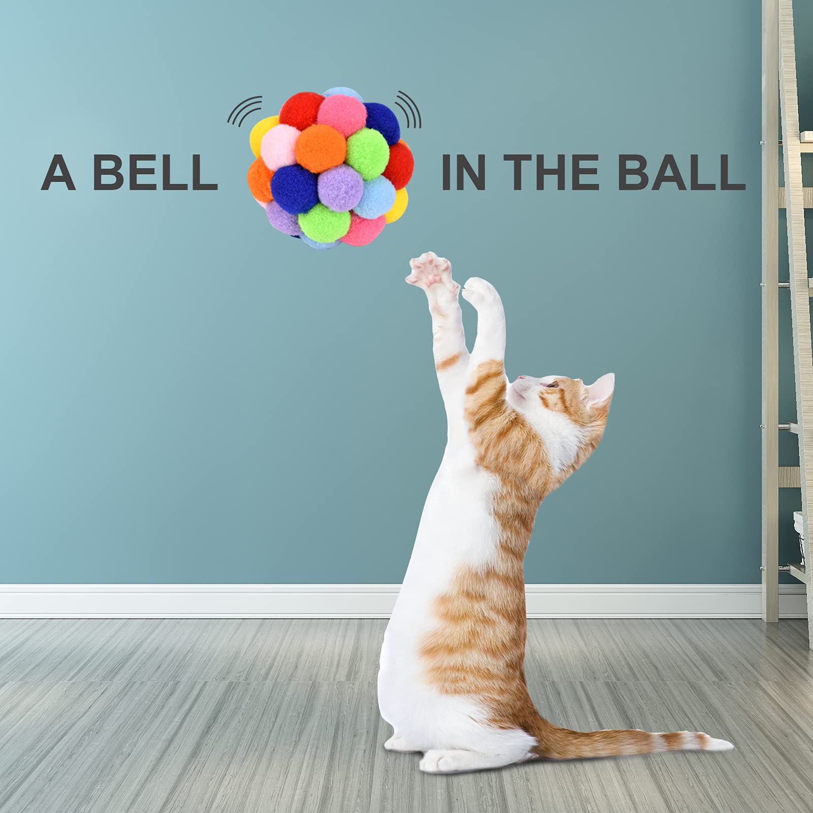 Jouet interactif TUSATIY dans la maison pour chats d’intérieur.