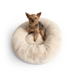 Lit chien doux UnHide Floof en fausse fourrure pour repos apaisé.