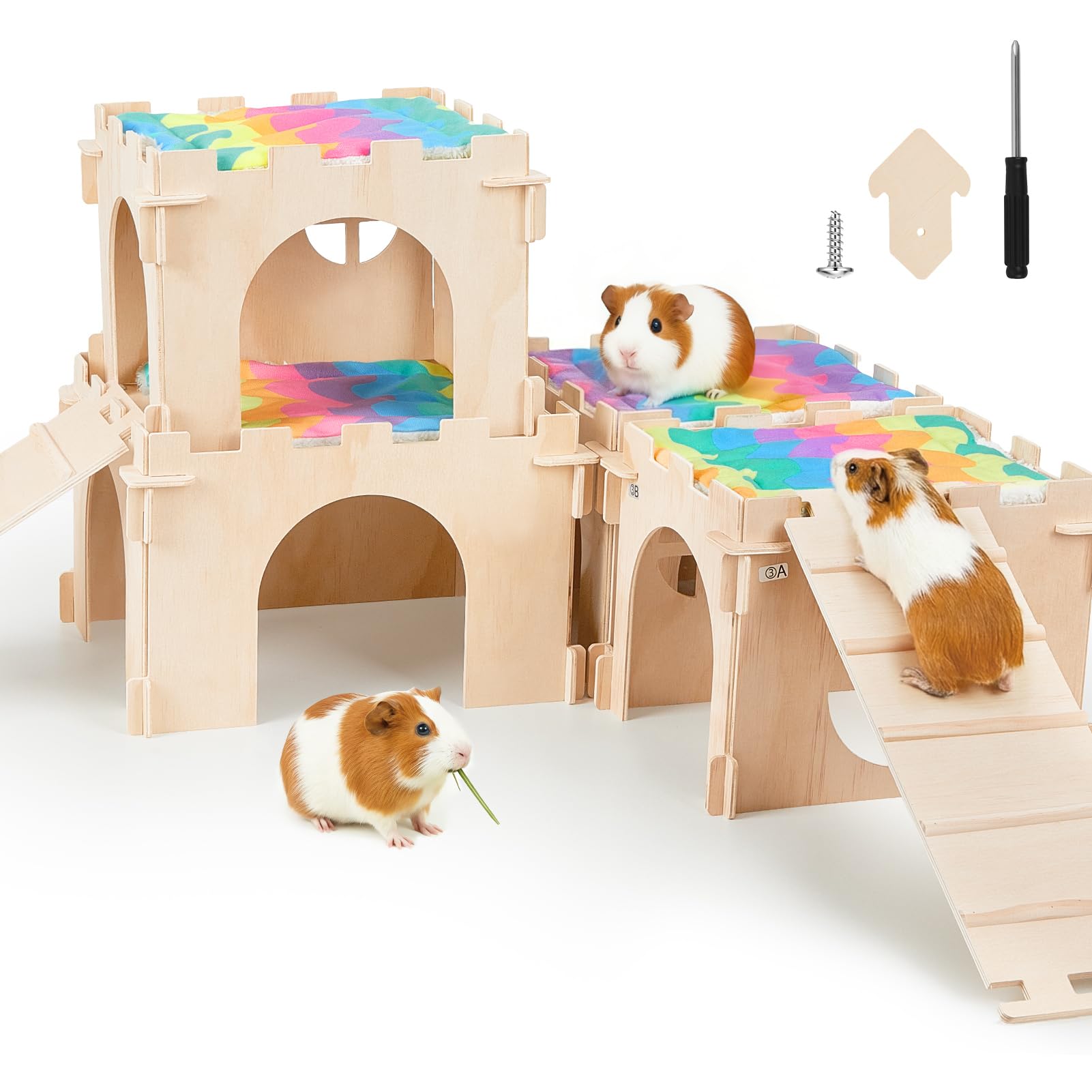 Maison Unicorn Catcher pour cobayes en bois avec escaliers et tapis, espace confortable.