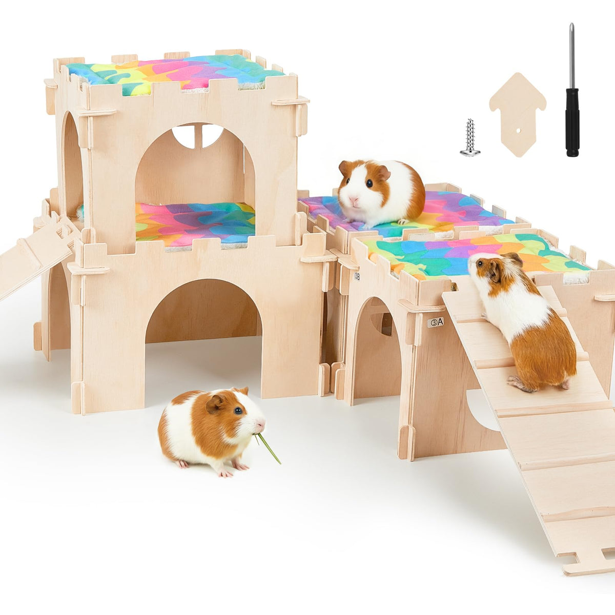 Maison Unicorn Catcher pour cobayes en bois avec escaliers et tapis, espace confortable.