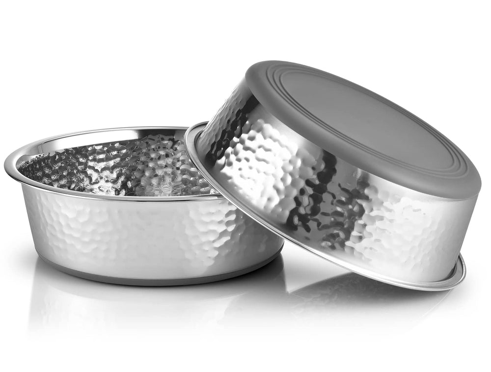Bol URBUDDIES pour chien en acier martelé, durable et facile à nettoyer.