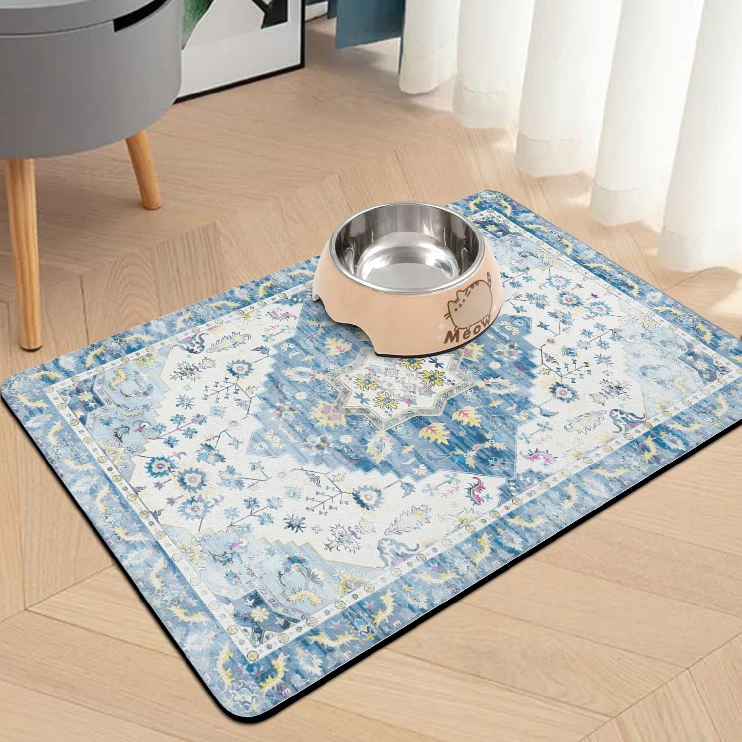 Usnfhcaw tapis-eau-chat-absorbant: idéal pour limiter les éclaboussures autour du bol.