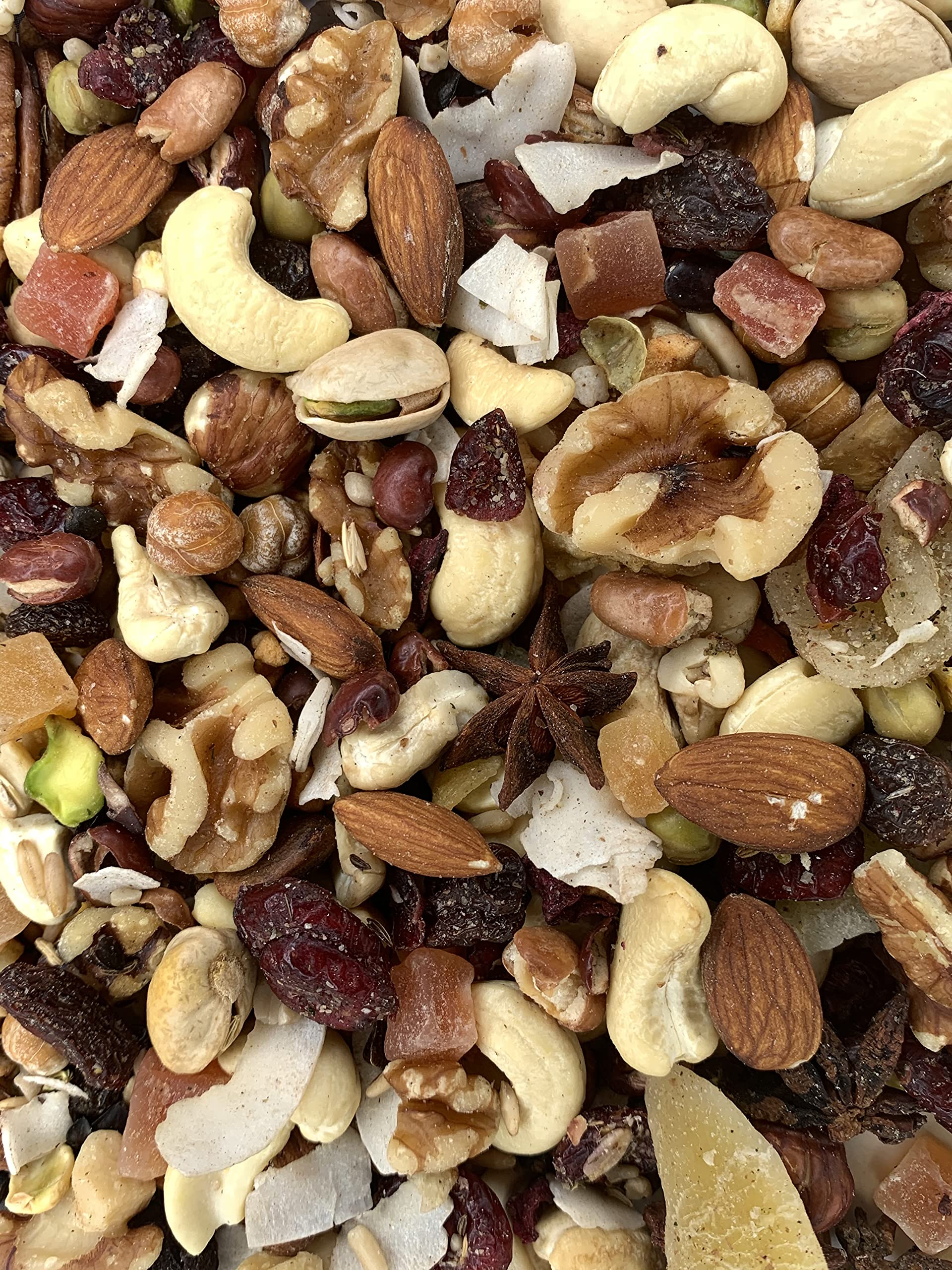Bonita Nut Treat Mix emballage 3 livres — pratique pour l’alimentation des grands oiseaux.