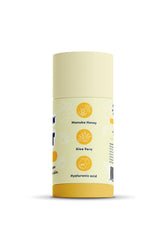 Application simple du baume Paw 'N Snout pour soin quotidien.