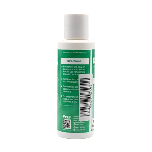Application directe sur zone irritée avec Vetr Skin Relief, absorption rapide
