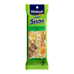 Vitakraft Crunch Sticks bois naturel pour une mastication durable.