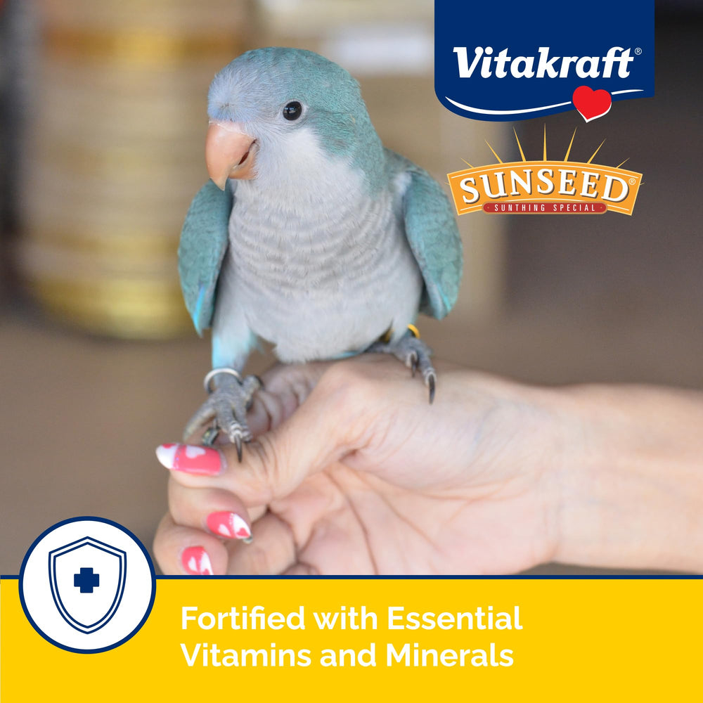 Vitakraft Morceaux pour perroquet : morceaux faciles à saisir pour un repas engageant.