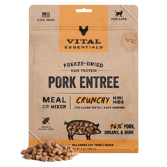 Vital Essentials chat porc morceaux lyophilisés emballage: repas pratique et complet.