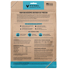 Vital Essentials nibs boeuf cru lyophilise dans bol, texture croquante et appétissante.