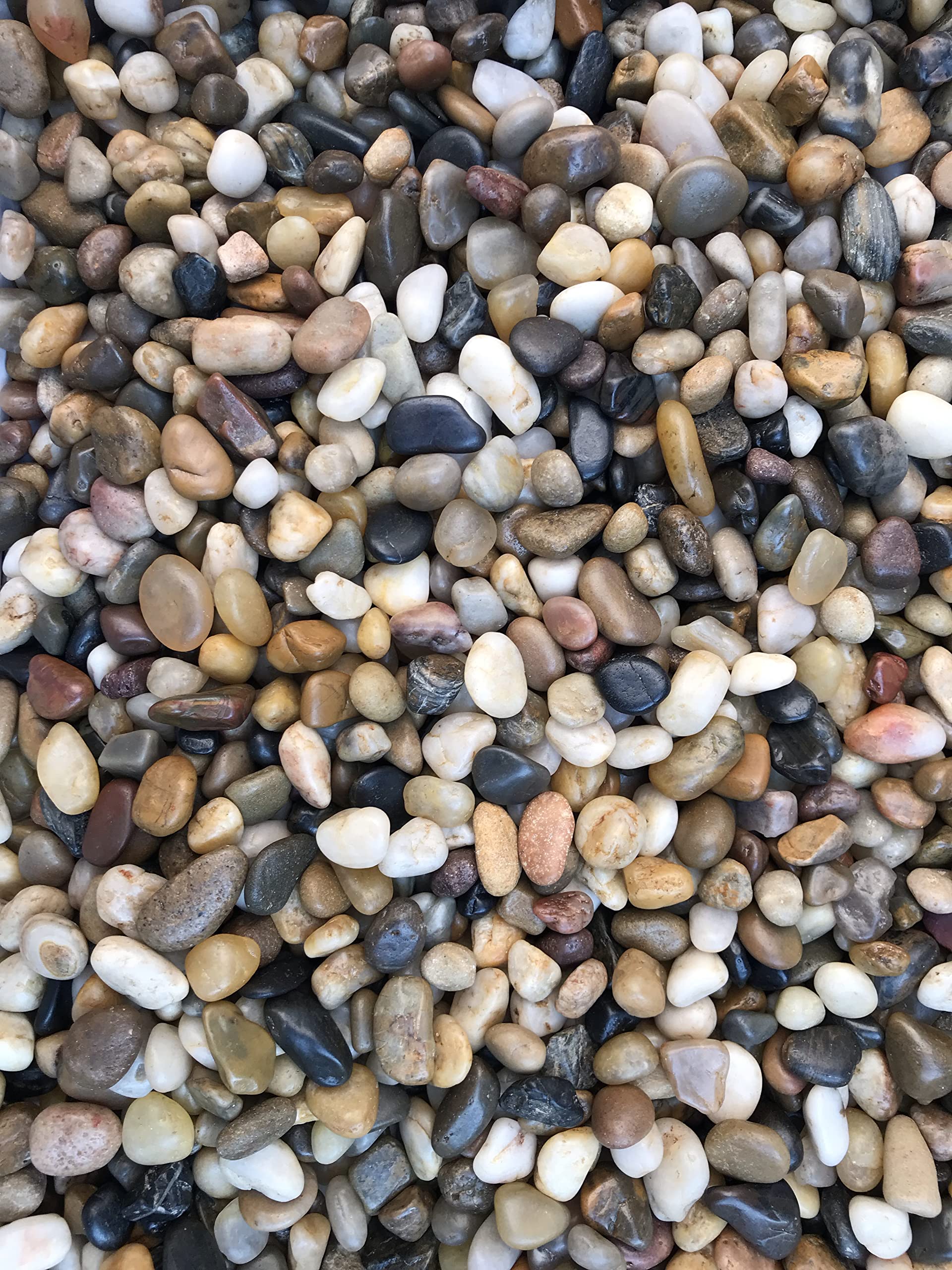 Voulosimi pierres de rivieres polies, melange couleurs pour decor interieur naturel.