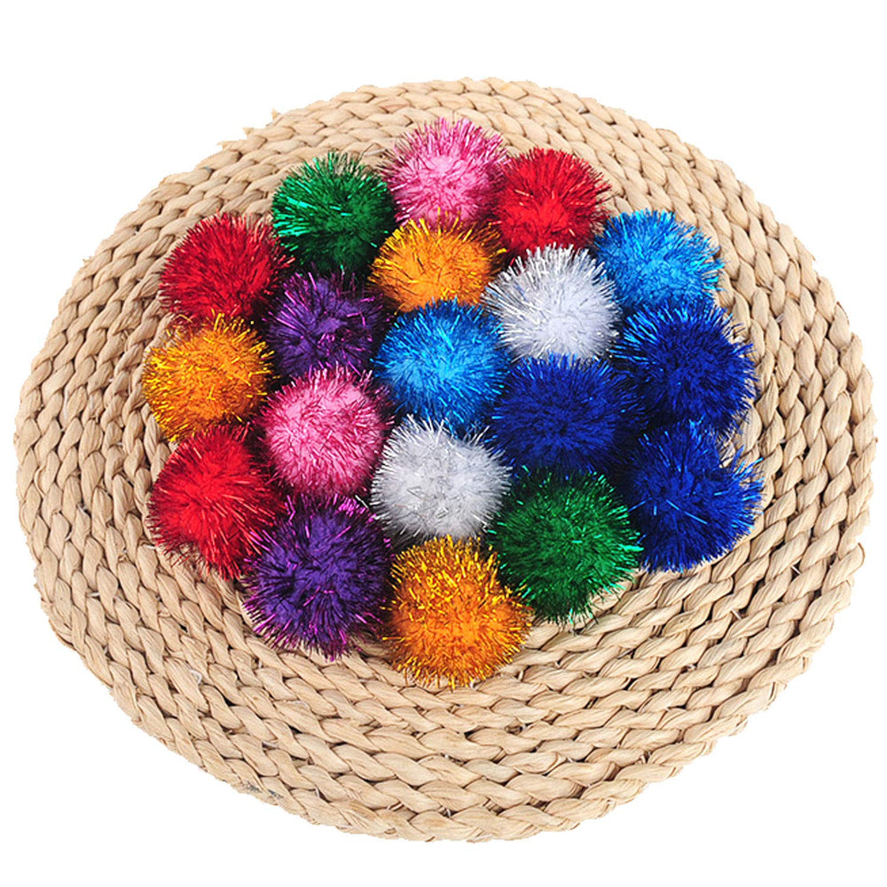 Texture peluche VOVIGGOL offrant une prise agréable lors du jeu des chats.
