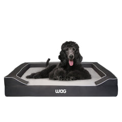 Wag Luxe lit à quatre couches mémoire pour un soutien durable.