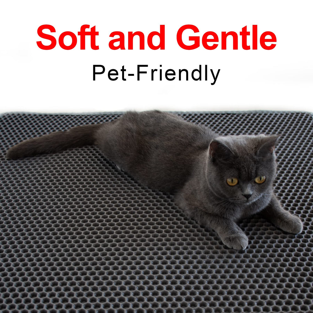 Tapis-litiere-grand-format-gris: grand espace pour déposer la litière.