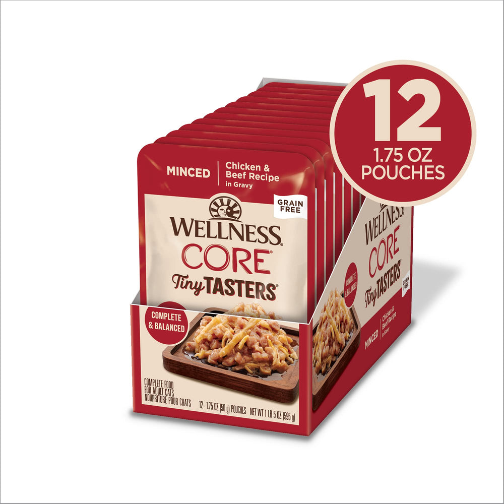Wellness CORE Tiny Tasters Minced – ouverture facile d’un sachet pour repas rapide.