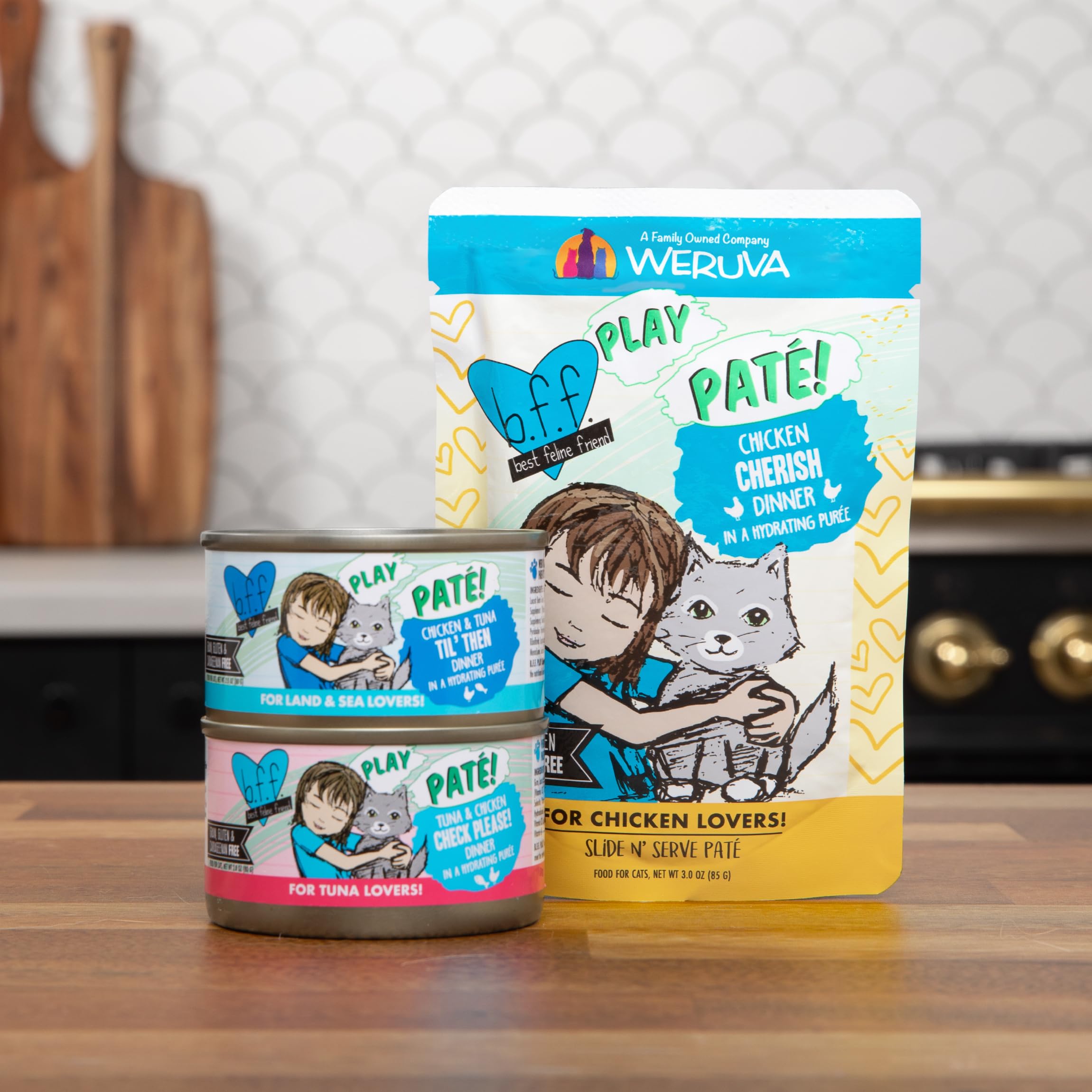 Weruva B.F.F. Play convient parfaitement à un pack familial pratique.