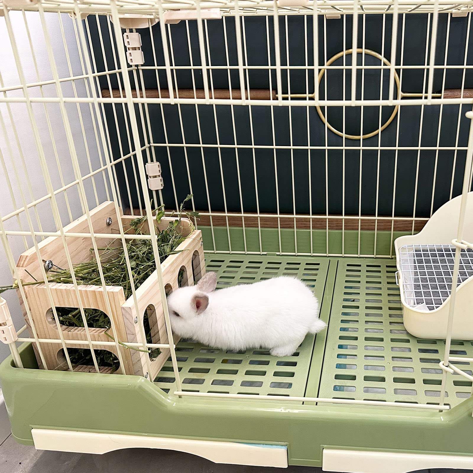 WEWAYKGJ détail bois naturel, texture chaude et durable pour accessoire foin apprécié par votre animal.