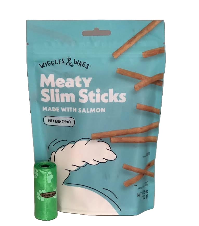 Bâtonnets Wiggles & Wags au saumon, emballage visible, parfaits pour récompenser.