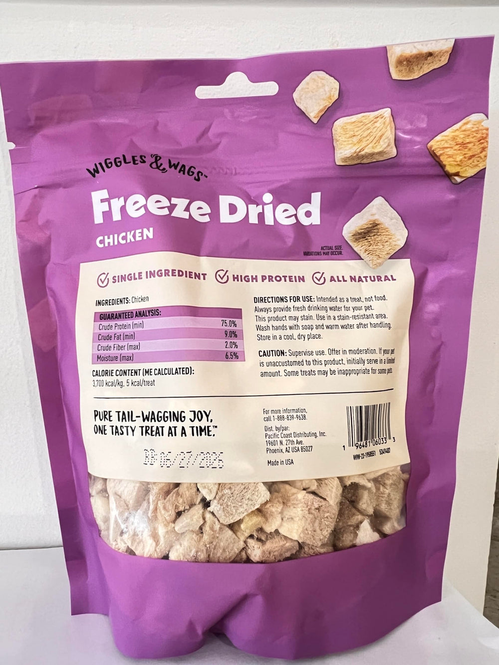 Texture croquante Wiggles & Wags poulet séché, récompense idéale pour l'entraînement canin.