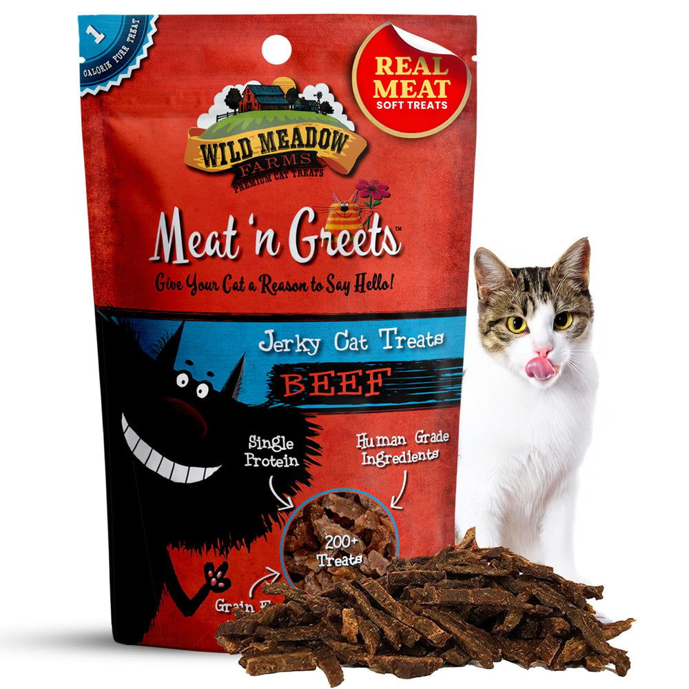 Wild Meadow Farms Meat 'N Greets boeuf jerky moelleux pour récompenser le chat.