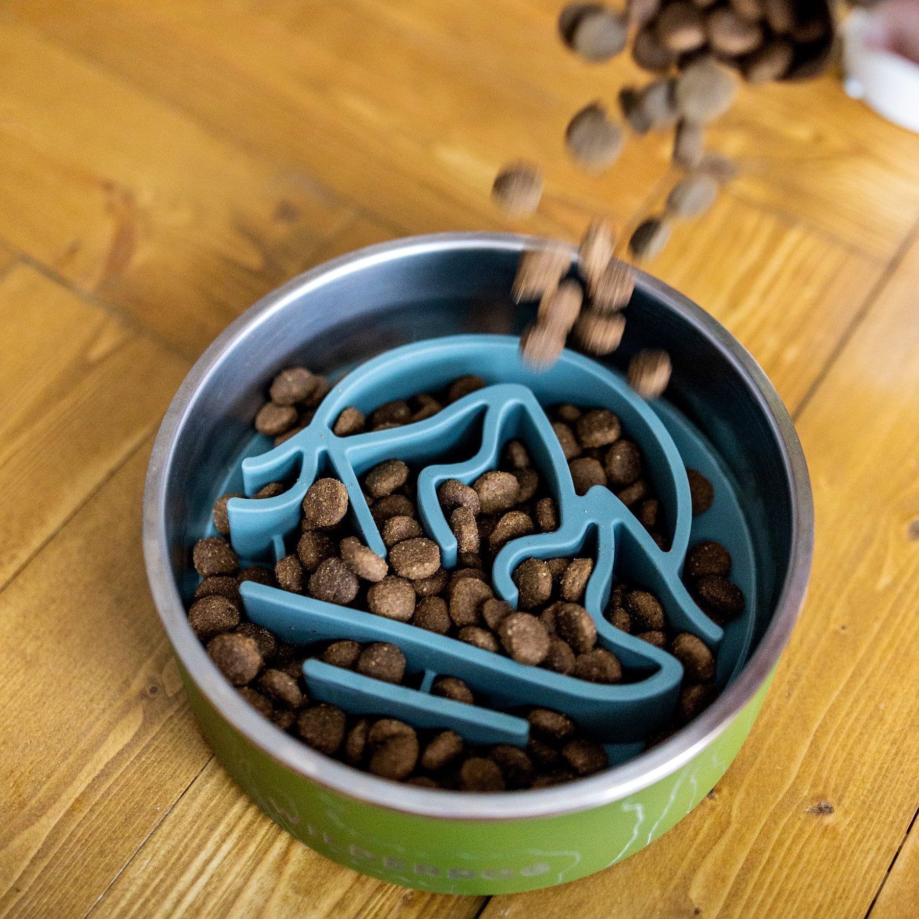 Wilderdog bol lent poids de 10oz pour un usage quotidien pratique.