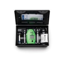 Hanna HI774 interface utilisateur simple: mesures facilitées sur site.