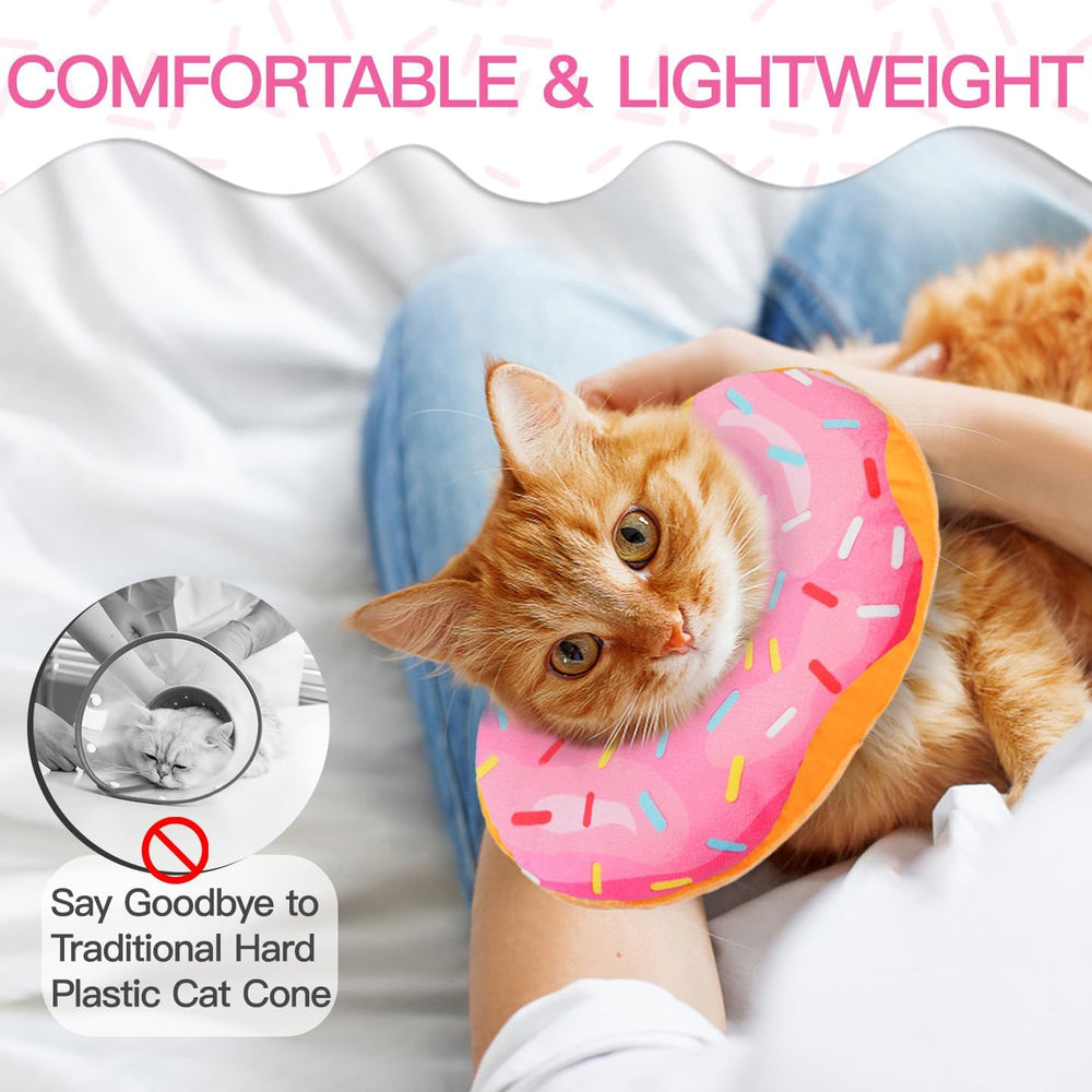 Collier donut WONONE pour chat, vision libre pendant l’utilisation.