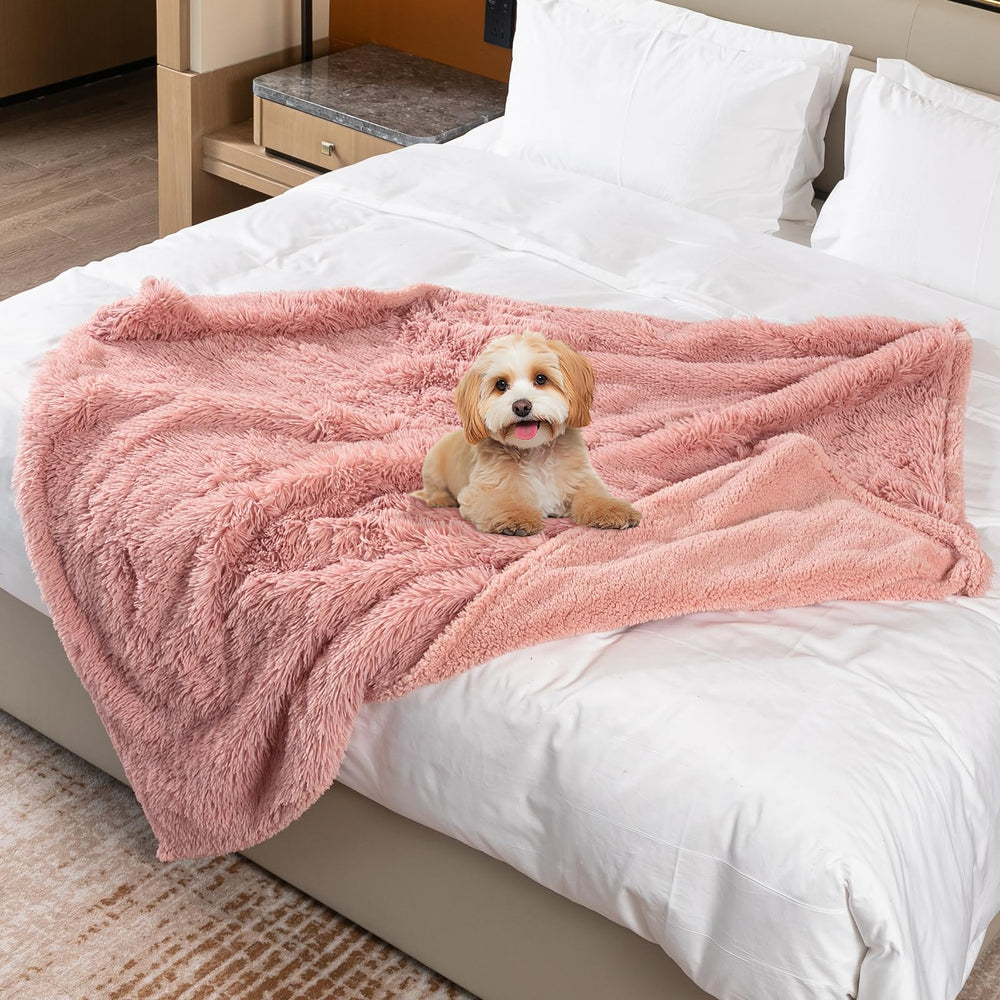 Wowchine couverture impermeable pour animaux, base sherpa et fourrure longue.