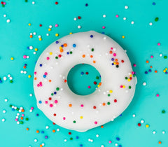 Wufers Doggie Donut: emballage individuel pour fraîcheur et prêt pour les photos.