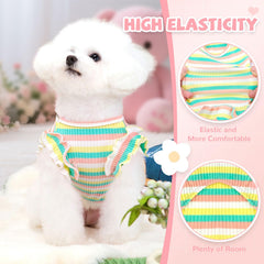 Tee-shirt XGDMEIL pour petit chien, tissu extensible et facile à enfiler.