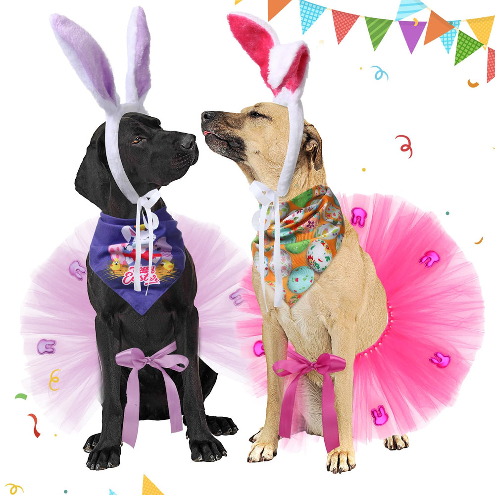 Détail oreilles de lapin en tissu, flexible et ajustable pour diverses positions.