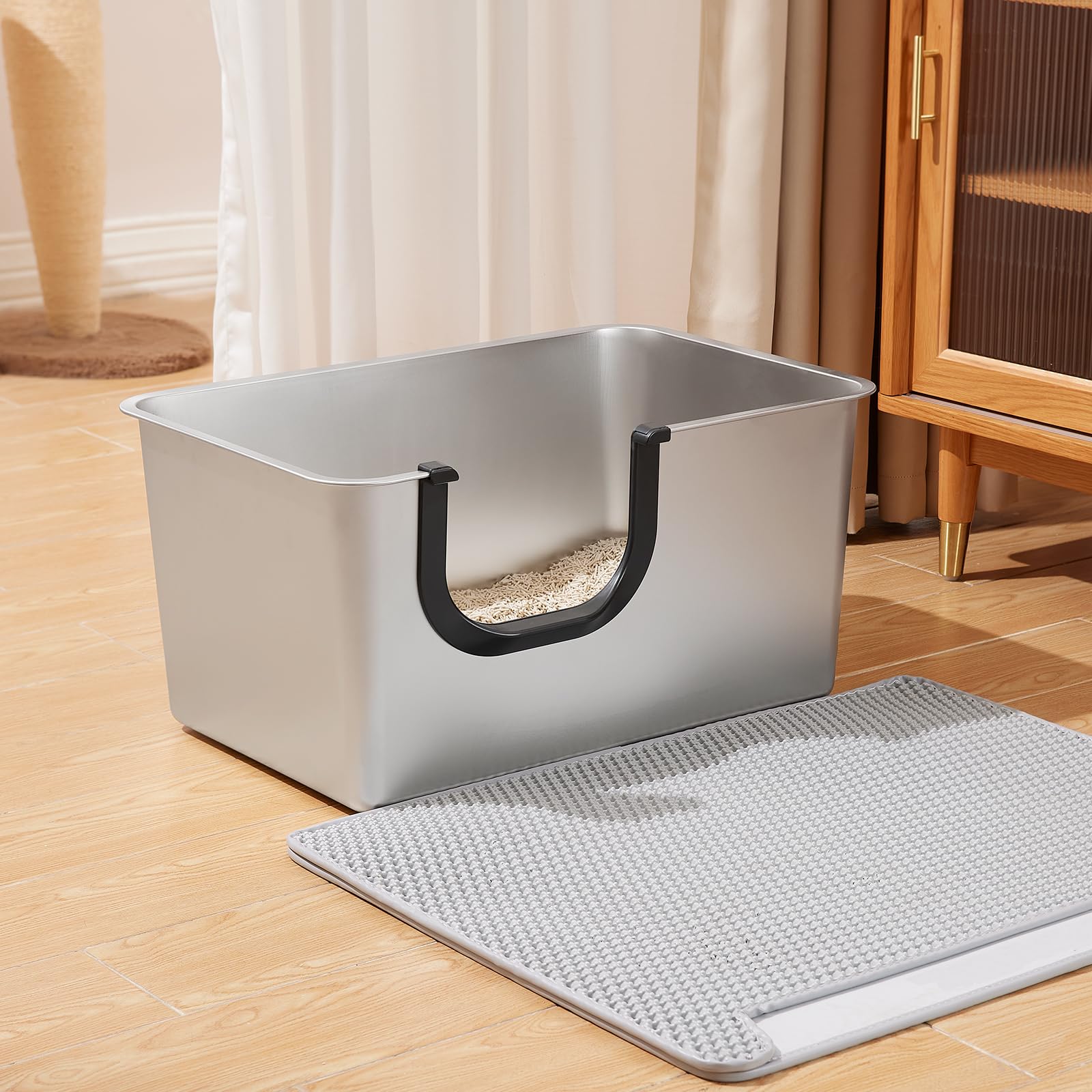 Yangbaga dimensions 24x16x12 pouces, espace adapté pour tourner.