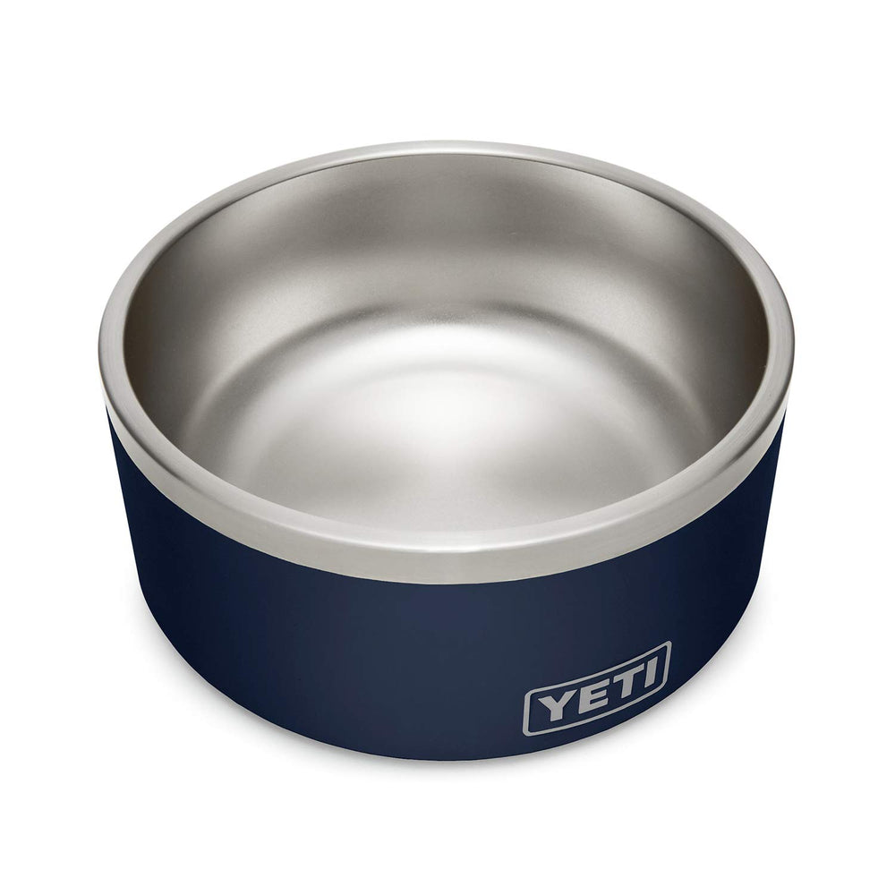 Acier inox 18-8 YETI Boomer 8, résistant et durable.