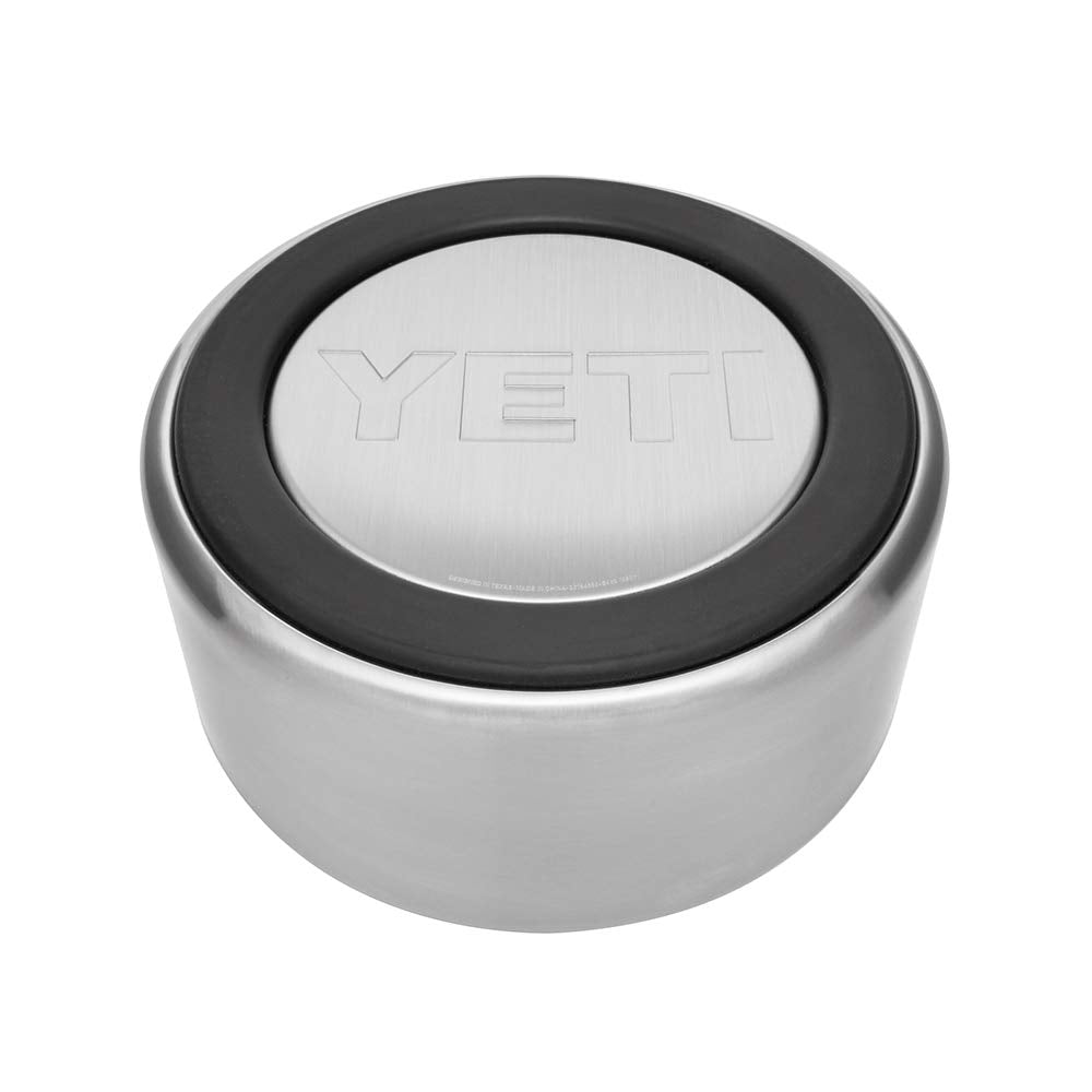Capacité 64 onces du Boomer 8 pour eau et croquettes.