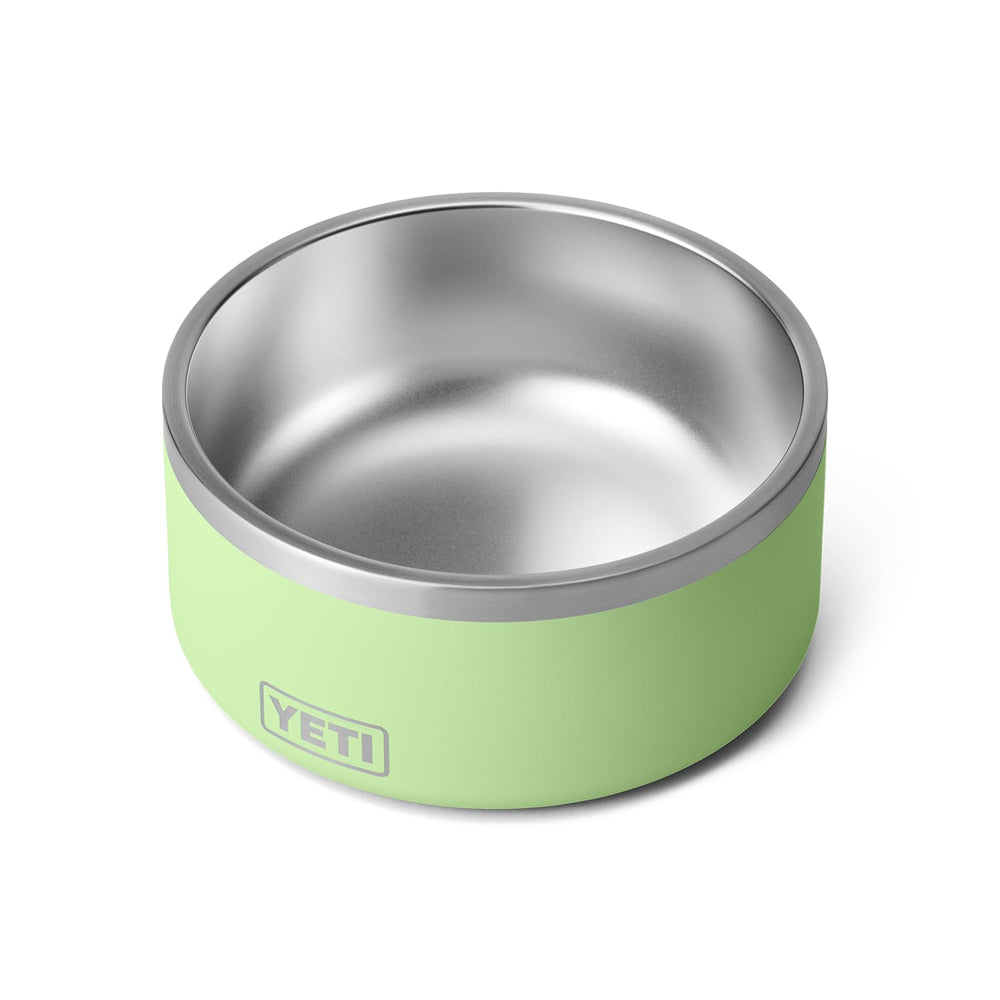 Couleur Key Lime de la gamelle YETI Boomer 8 apporte du style.
