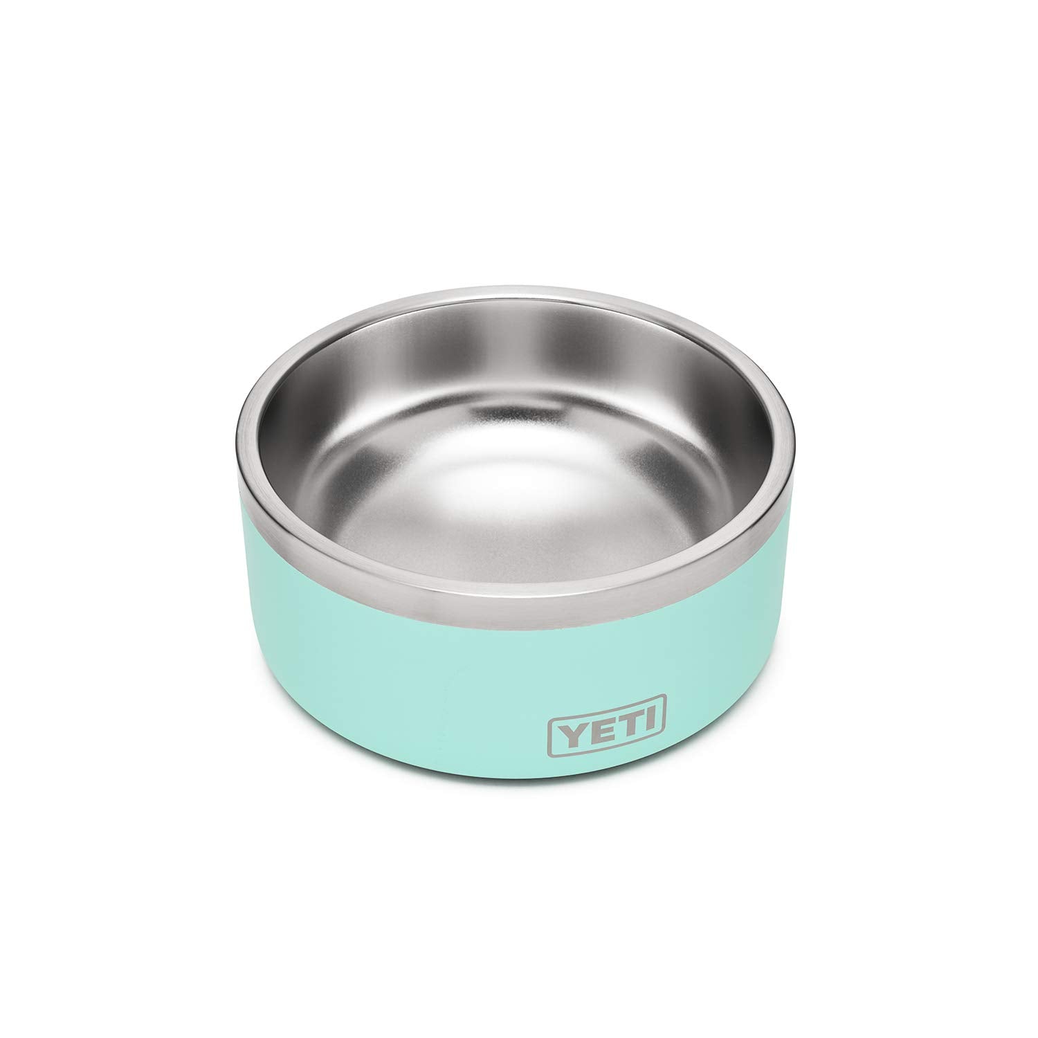 Capacité 32 onces du YETI Boomer4, idéal pour eau et croquettes