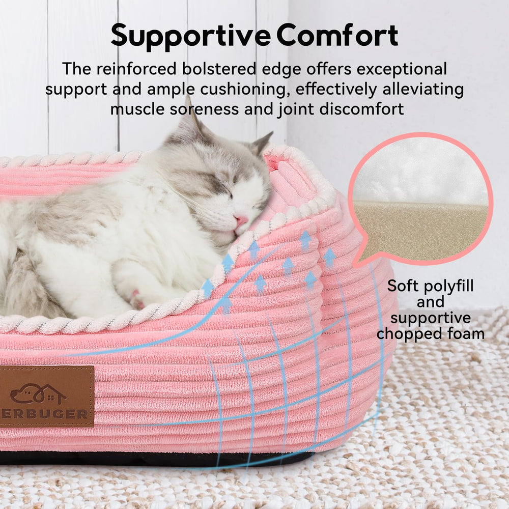 Zoom sur le rembourrage et le tissu rose du coussin Zerbuger.