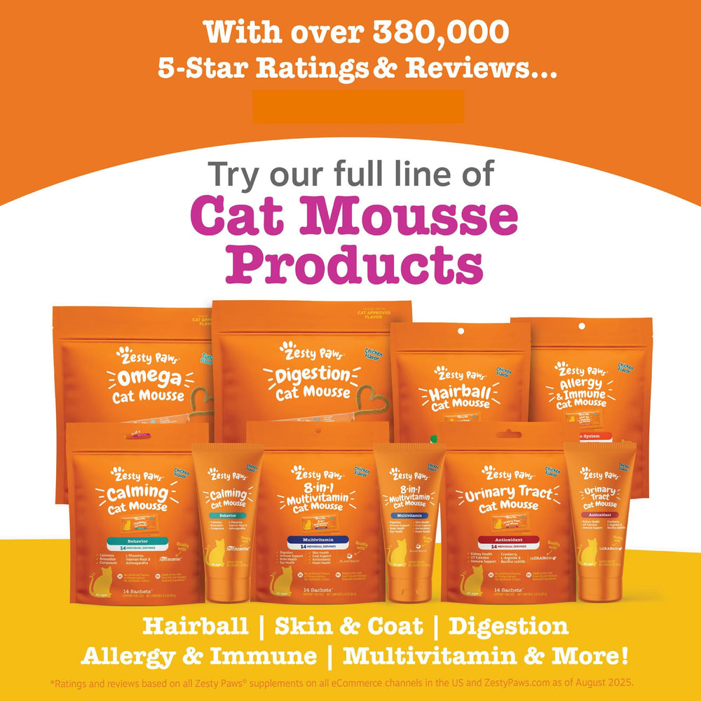 Chat satisfait après dégustation de Zesty Paws Mousse au thon.